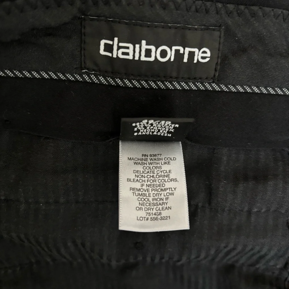 Claiborne Trousers Black size 44 x 30